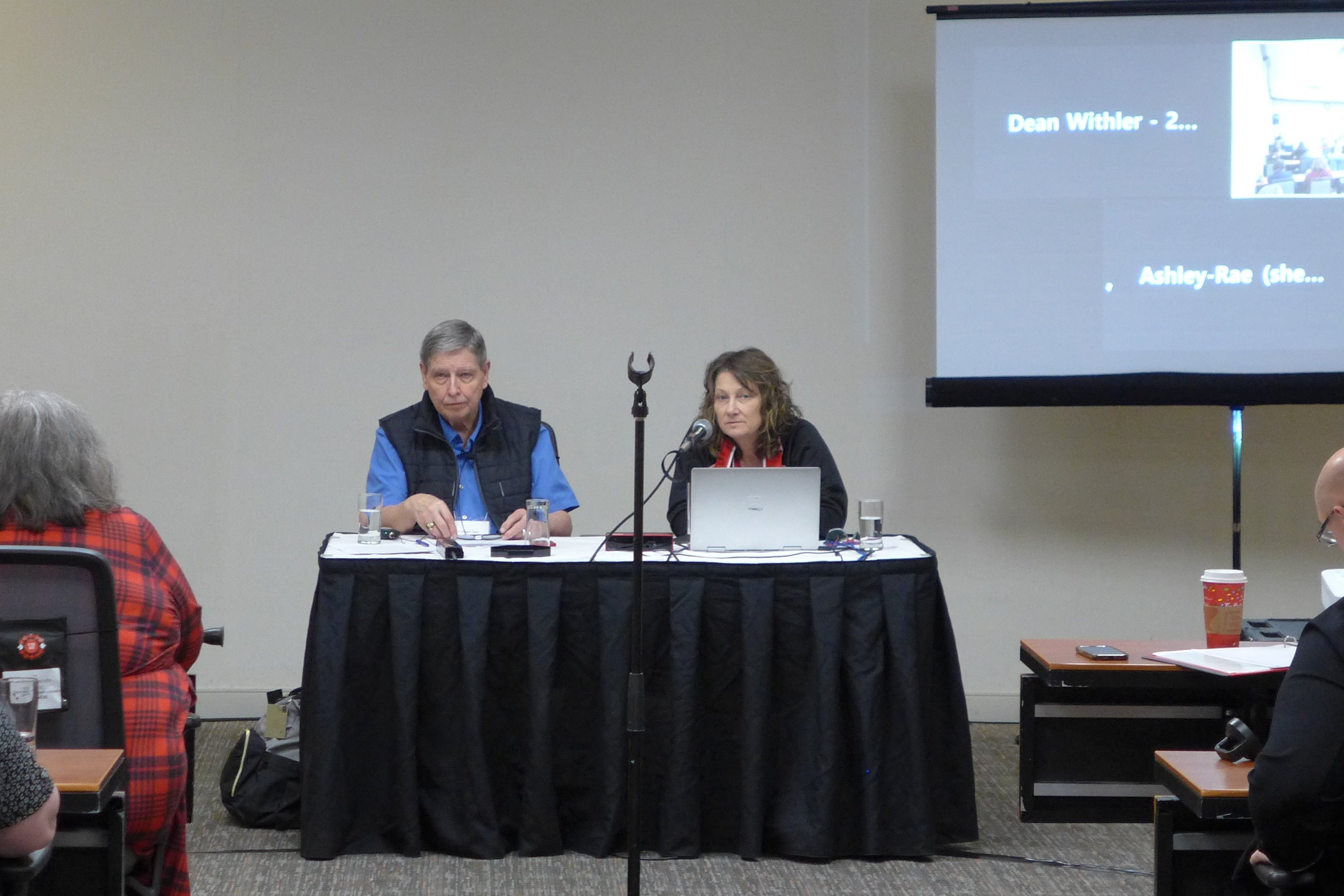 Gary Esslinger, Kimberly Koch