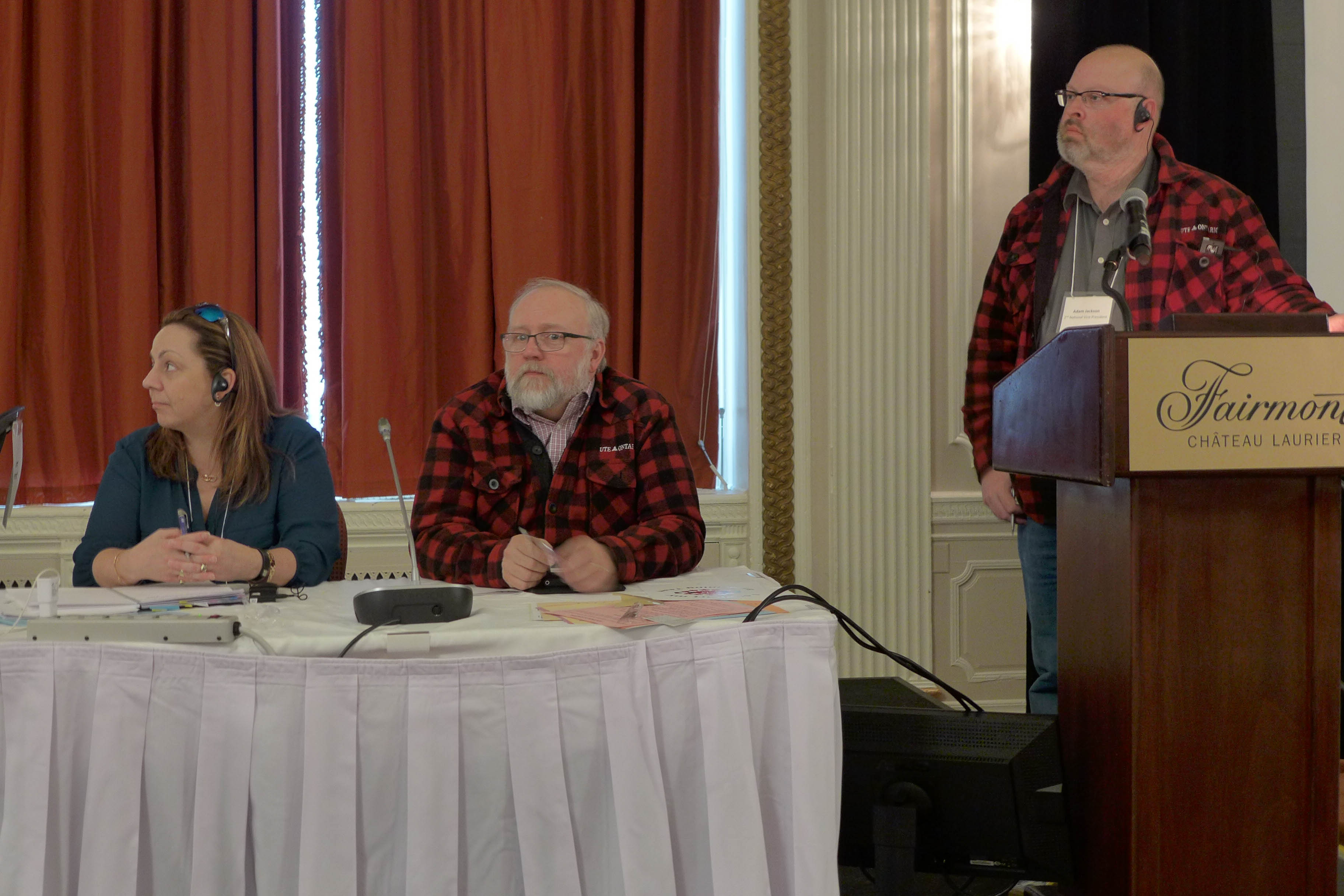 Quelques membres de l'équipe de négociation: Michelle Neill, Jamie vanSydenborgh, Adam Jackson