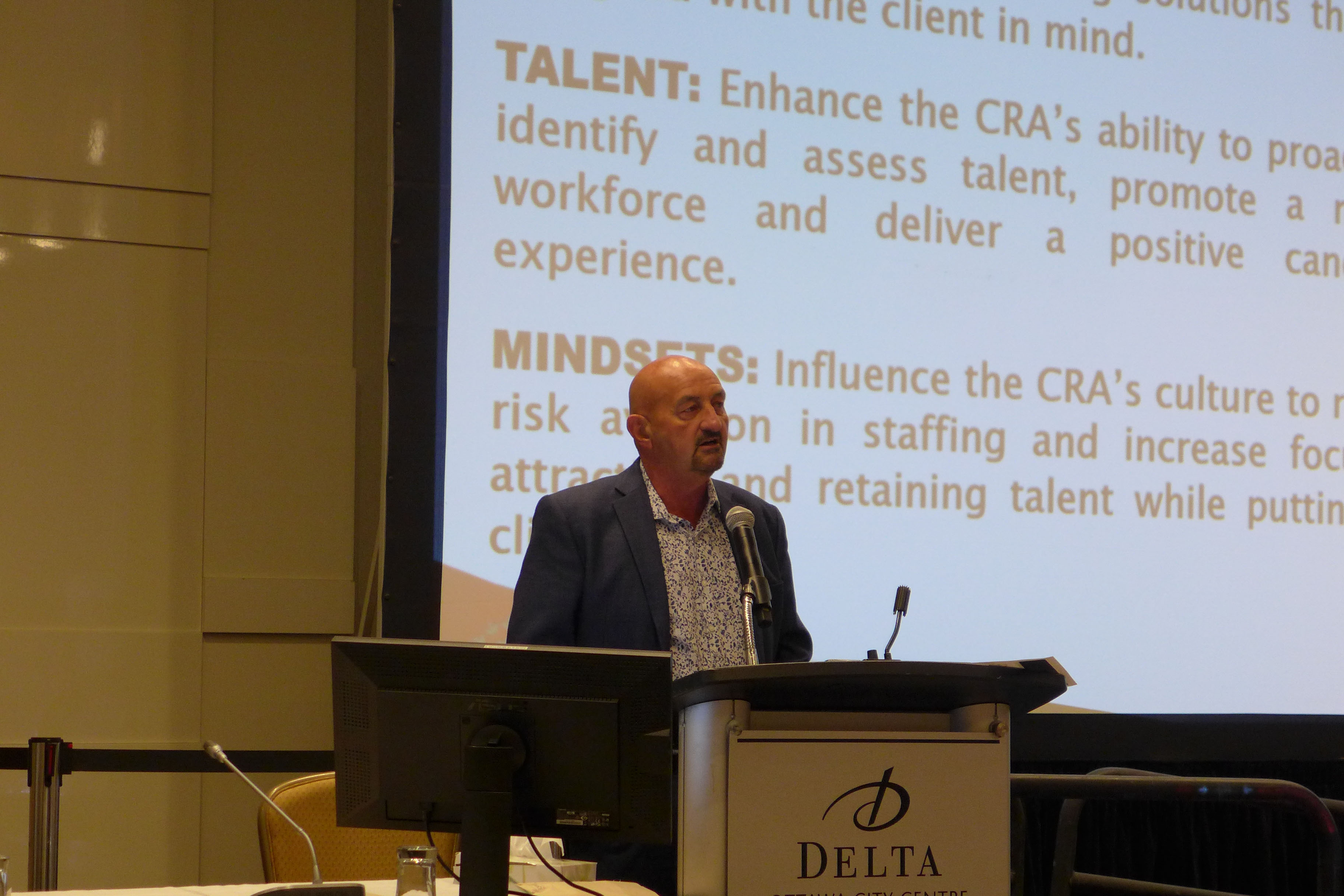 Shane O'Brien, agent des relations de travail principal