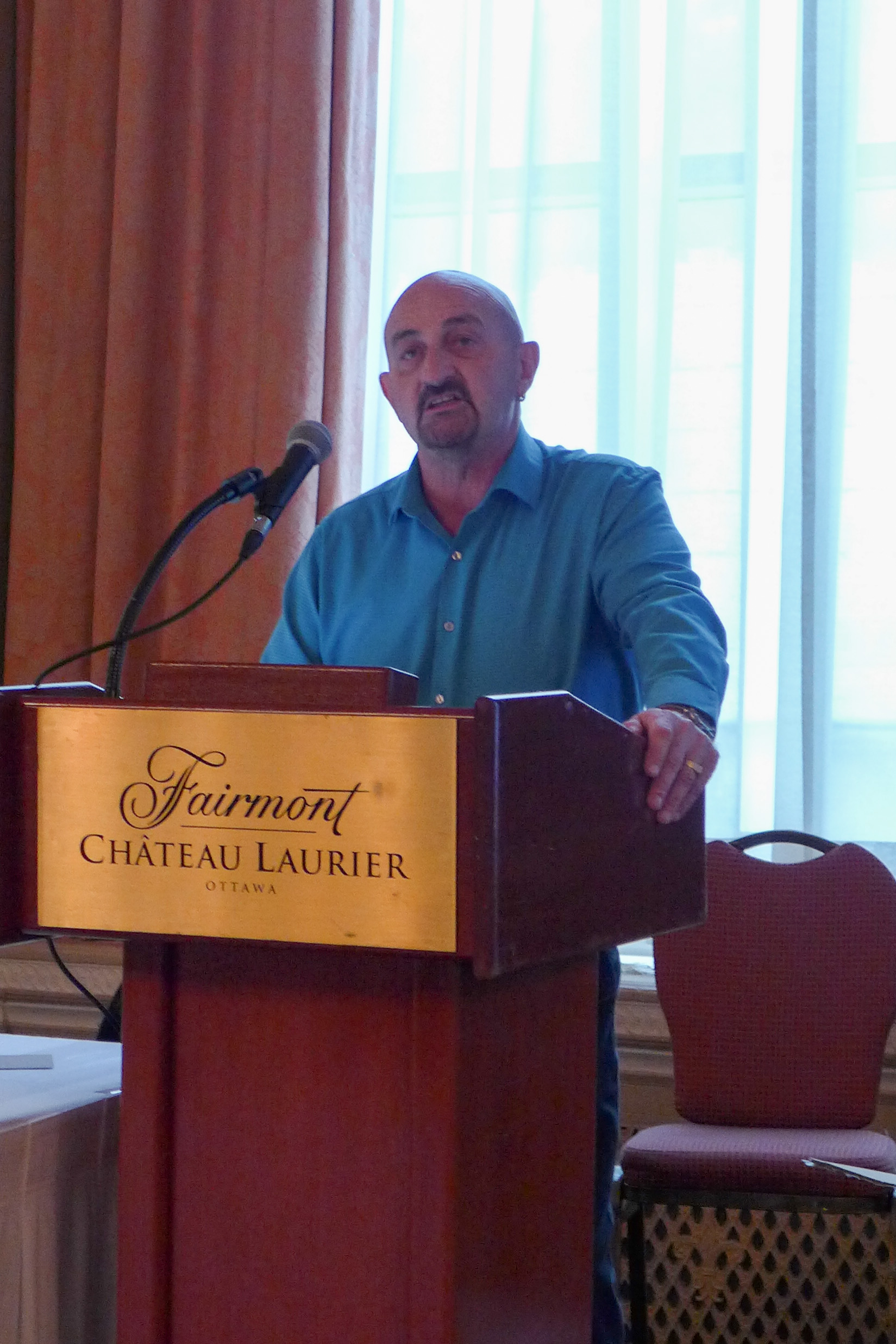 Shane O'Brien, Agent des relations de travail principal