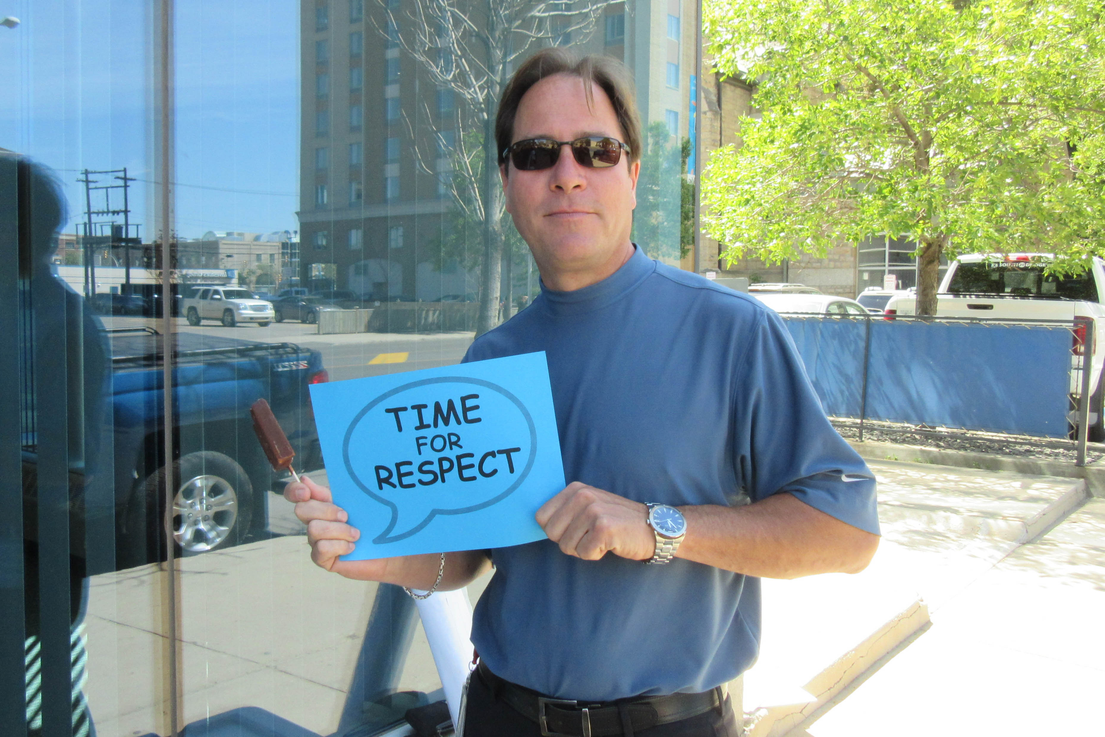 Greg Natrop, membre de la section locale