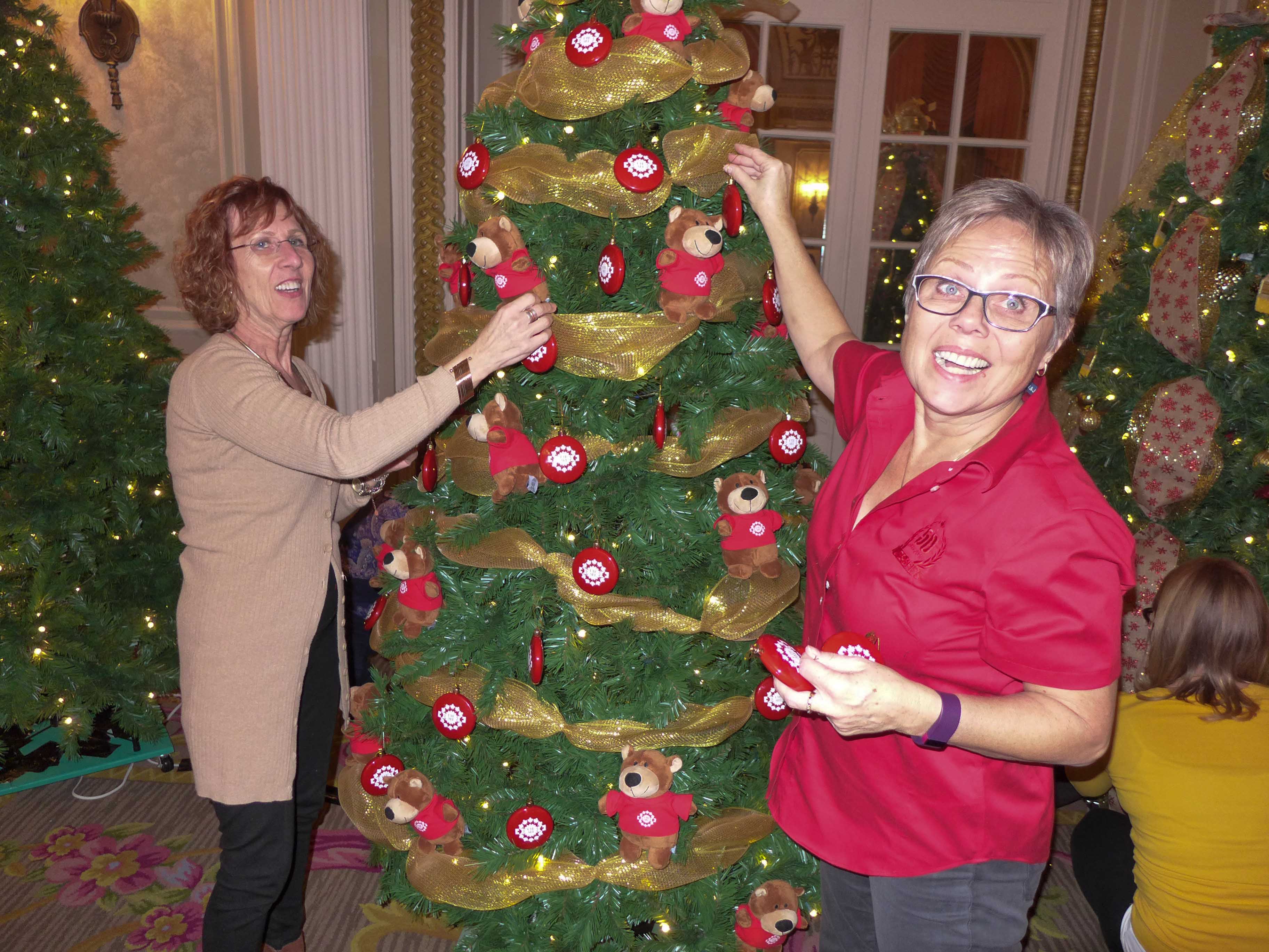Pierrette Labrie, Gesine Campbell
