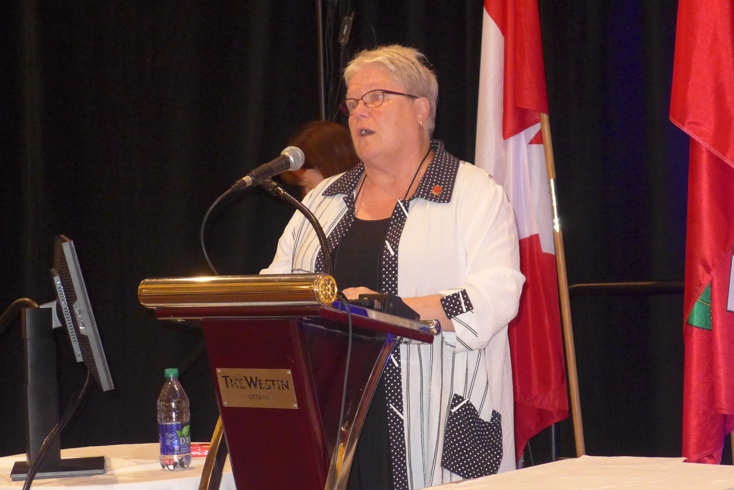 Robyn Benson, présidente national de l'AFPC